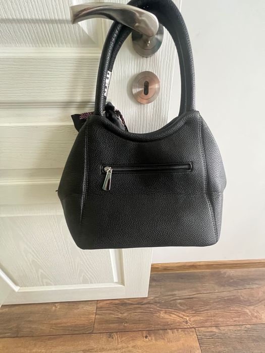 Дамска чанта черна