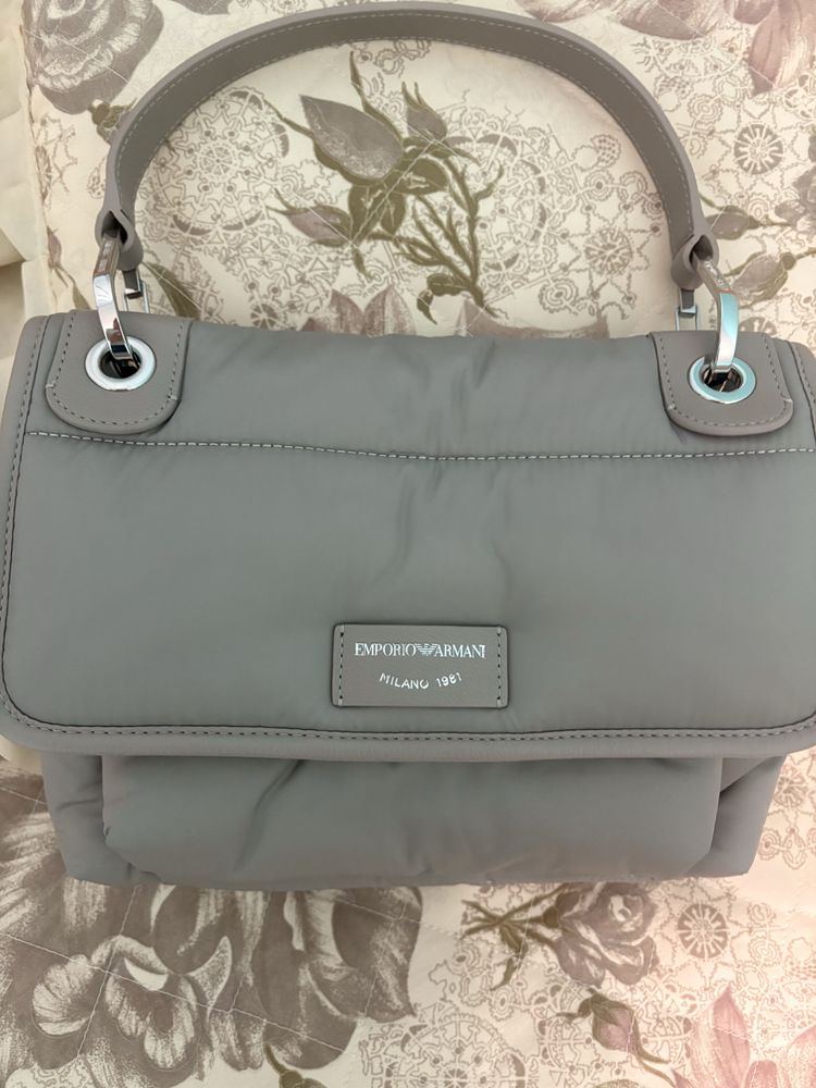 Чанта emporio armani