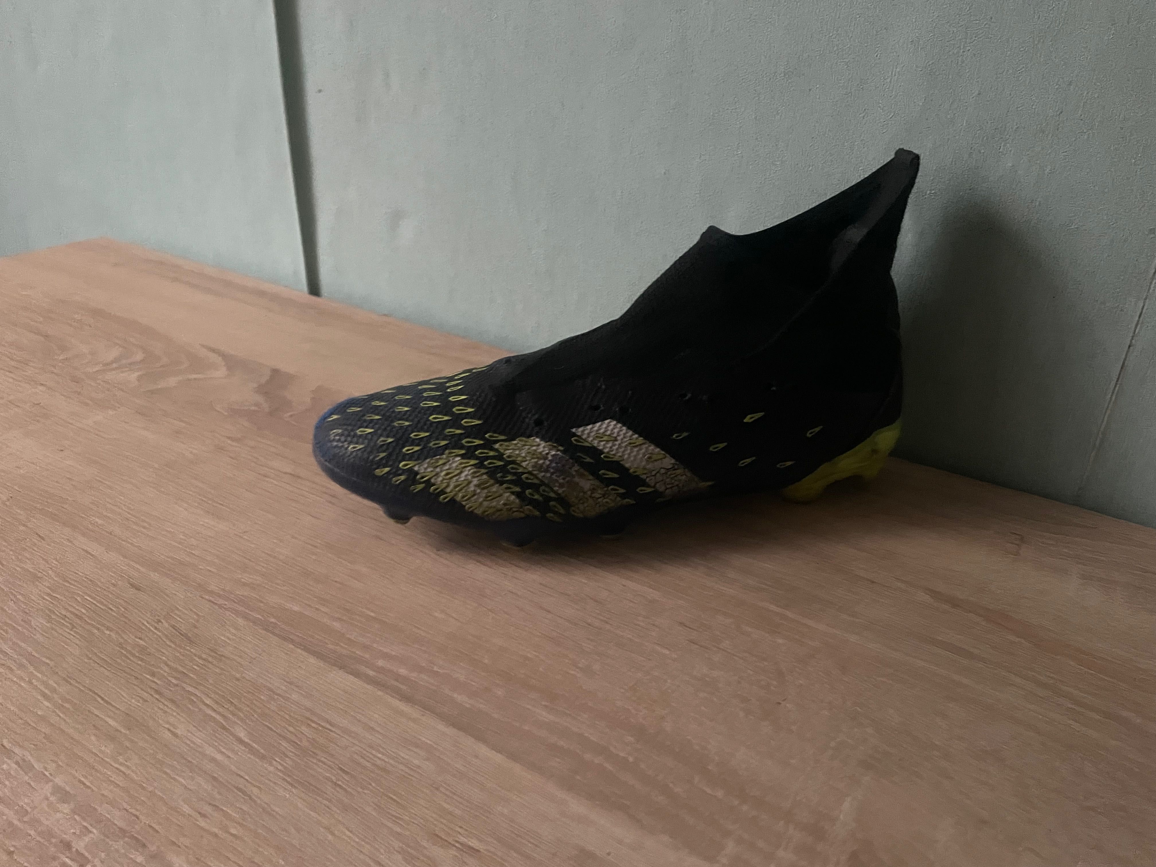 Adidas Predator 39-40номер