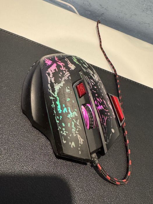 Продам игровую мышь