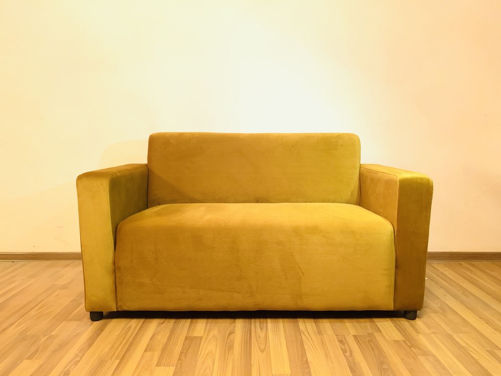 Диванчик. диван в офис. Желтый диванчик. Диваны