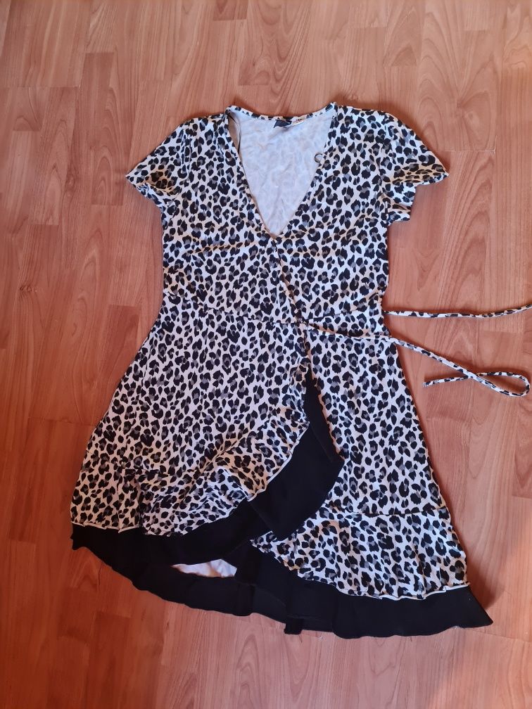 H&M Divided секси рокля с животински принт