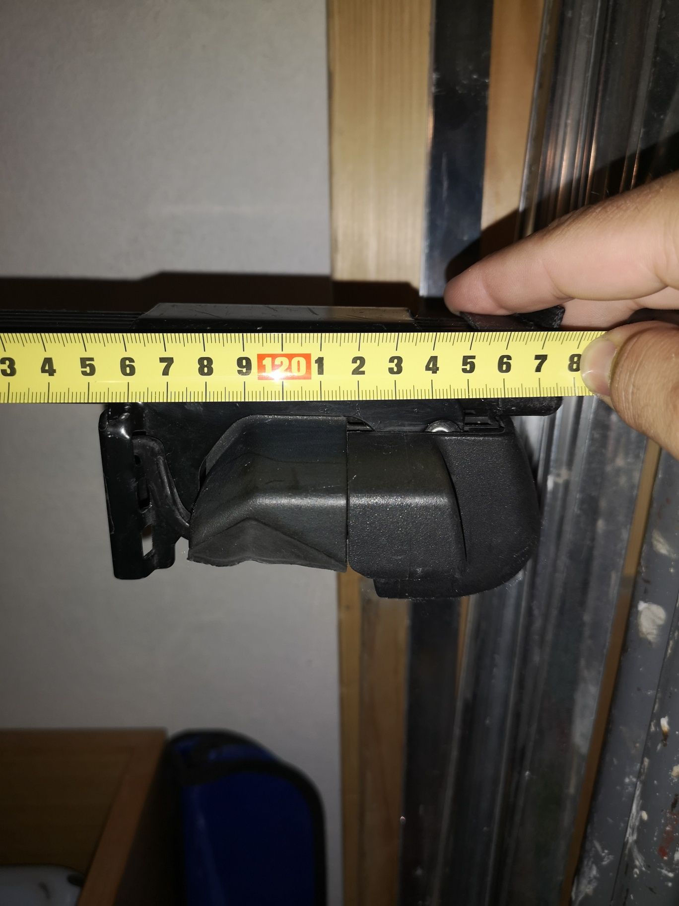 Продавам греди багажник Halfords 1054