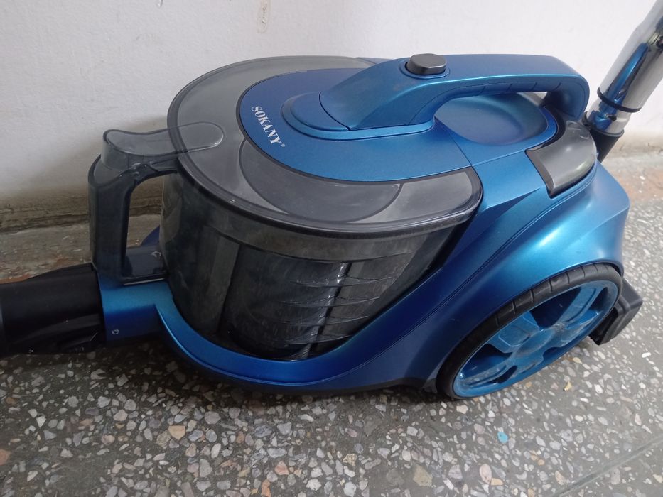 Продаётся пылесос