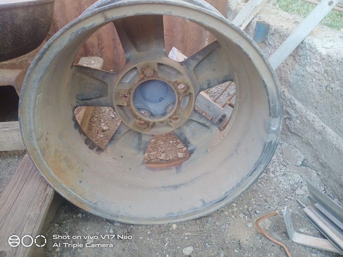 На лексус Диск r 18...