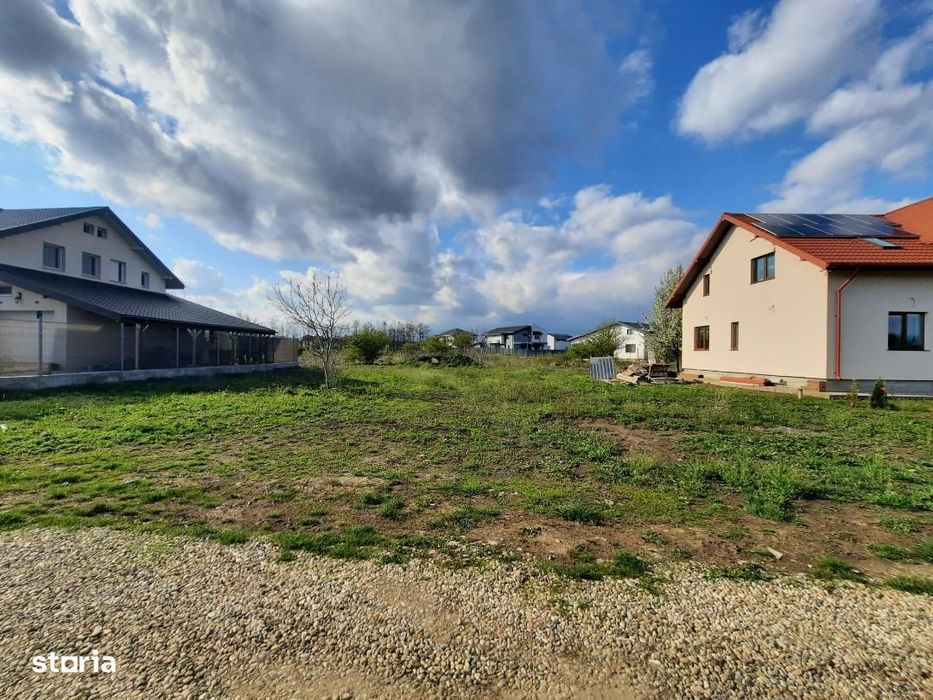 FARA COMISIOANE in Gulia 200m DN7 teren intravilan 480mp gaze curent