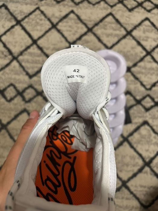 Versace Chain reaction