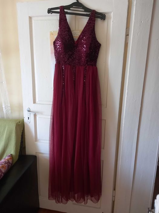 Бордо официална рокля