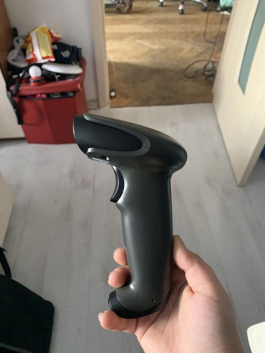 Продавам бежичен четец