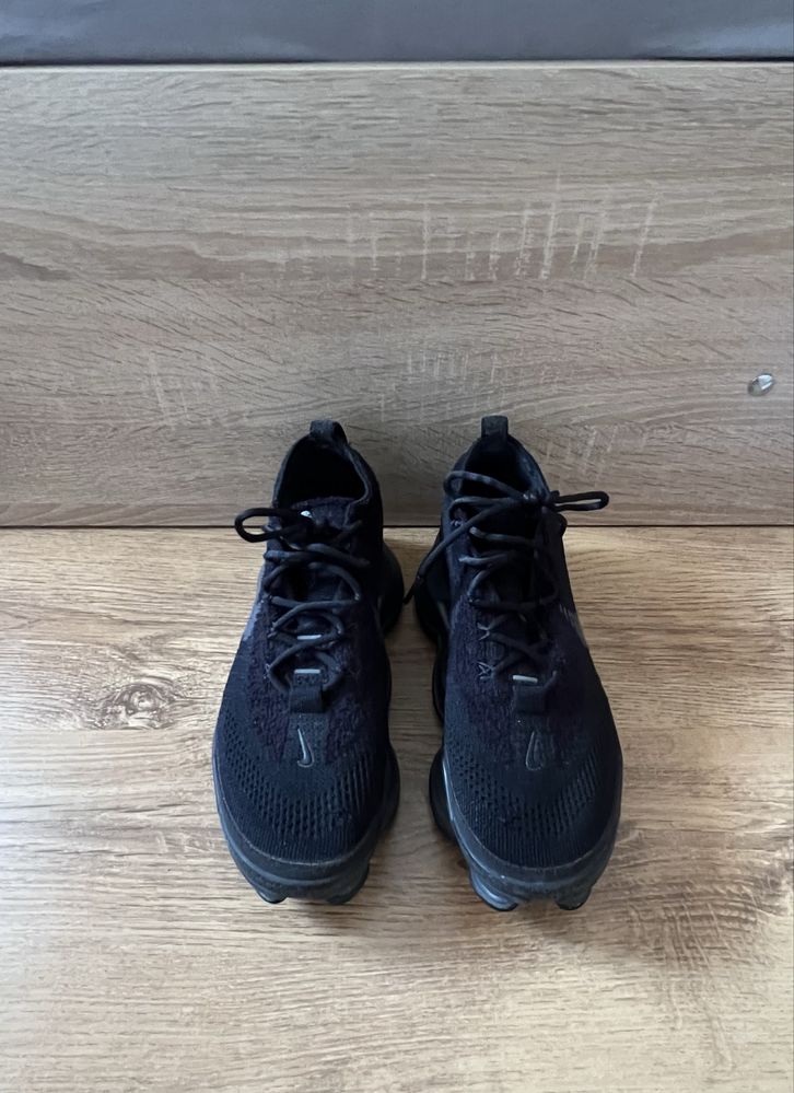 Nike Scorpion black