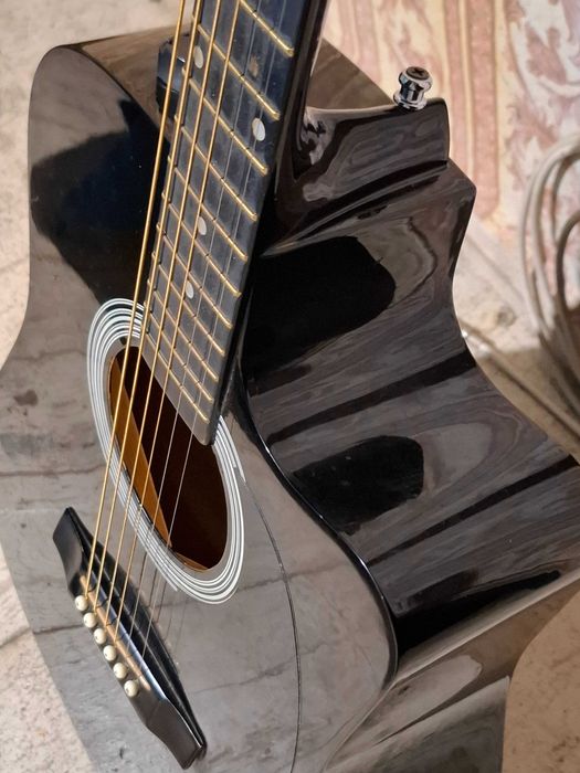 Акустична китара Squier by Fender