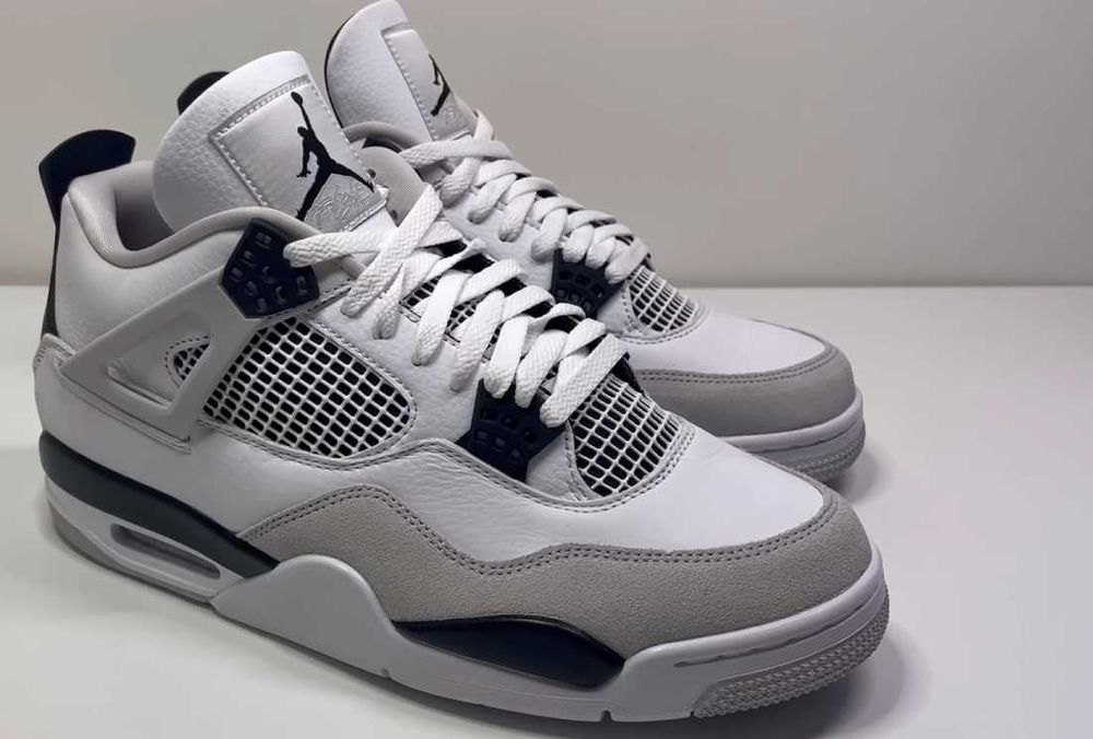 Jordan 4 Military Black