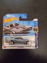 Hot Wheels Ice Charger