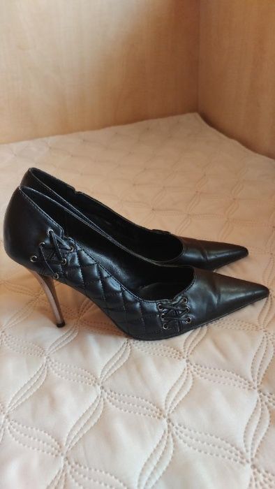 Pantofi de dama, negri, toc argintiu de 10 cm, marime 38