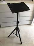 Stativ Laptop impecabil