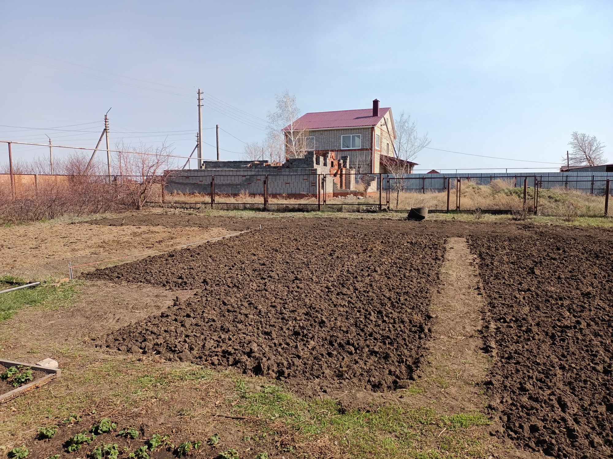 Продам участок в 24 мкр