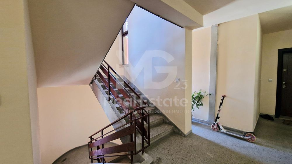 Продава се Двустаен апартамент в Пловдив, Остромила - 84 кв.м за 1310 €/кв.м - Снимка #10