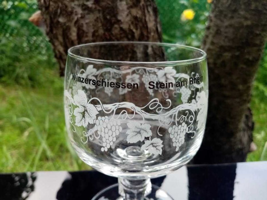 * Luminarc * - винтидж сервиз за ви.но