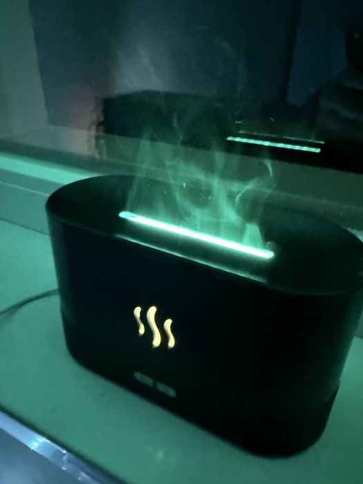 Aroma diffuser .