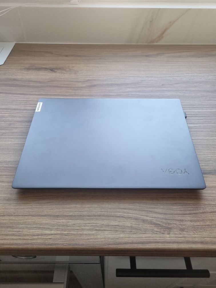 Lenovo Yoga Slim Pro OLED