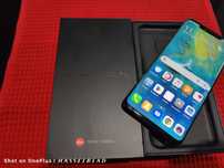 Huawei Mate 20 Pro Twilight 128GB/6GB изряден без забележки отключен