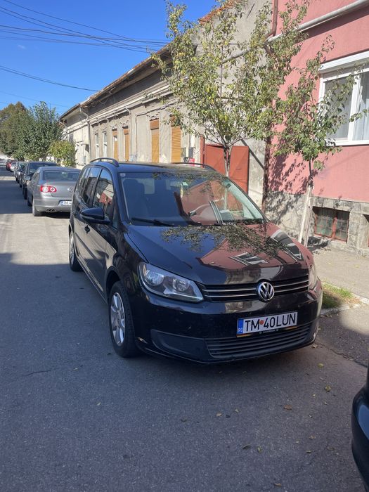 Volkswagen Touran 1.6 TDI.  7 Locuri