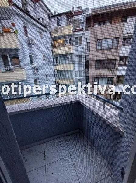 Продава се Тристаен апартамент в Пловдив, Кършияка - 75 кв.м за 2652 €/кв.м - Снимка #15