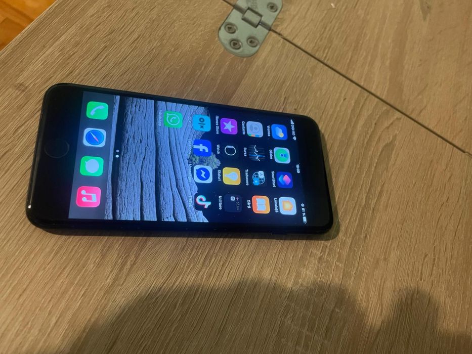 Iphone 7 plus impecabil