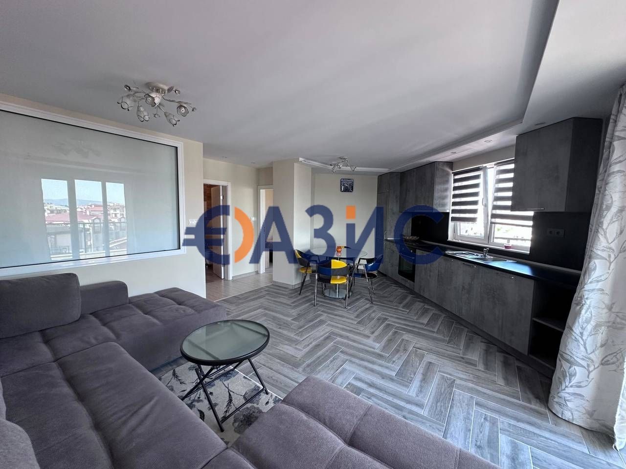 Двустаен апартамент в комплекс Omega Resort, 104 кв.м., Равда,
