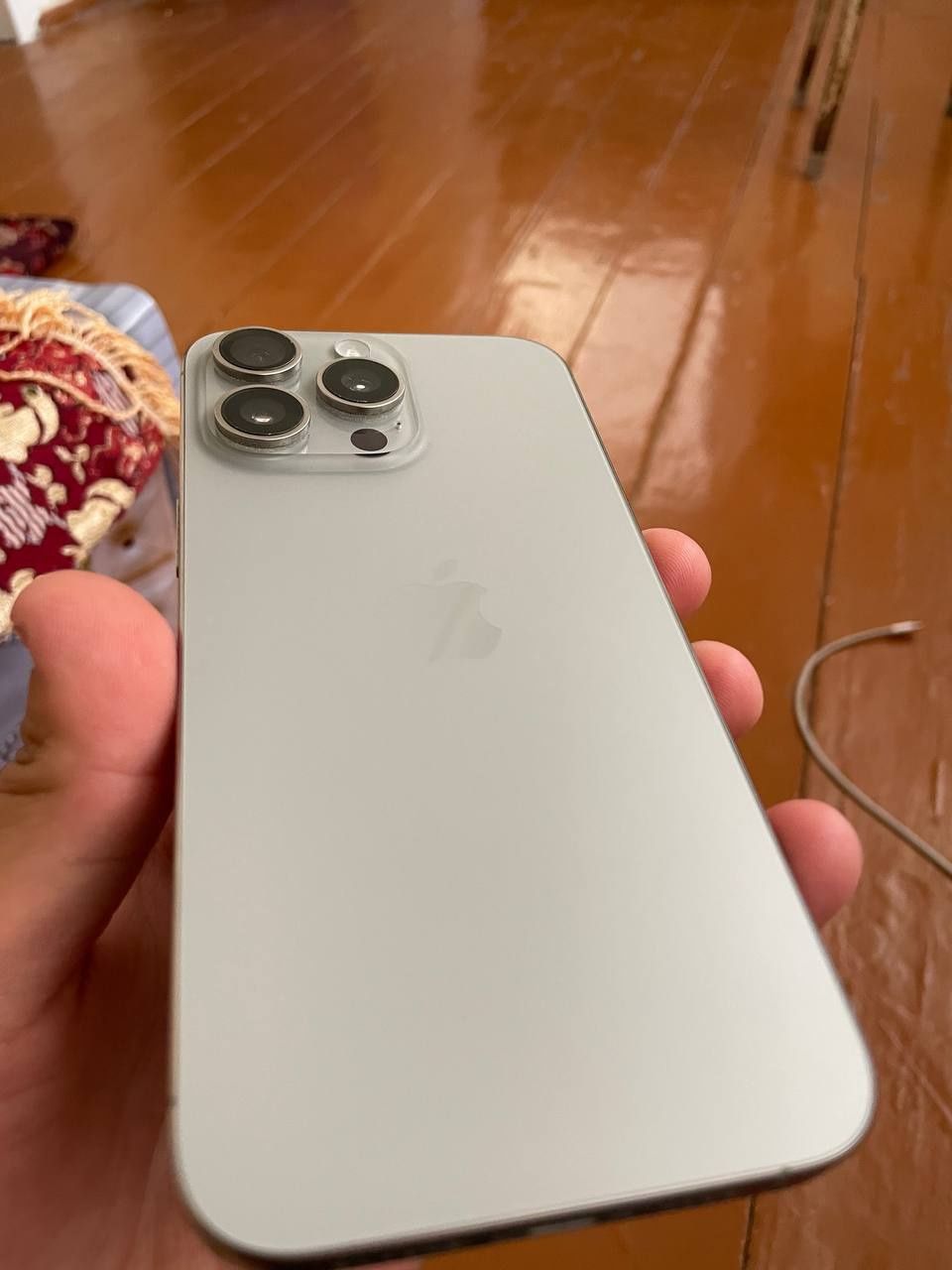 Iphone 15 pro max titanium