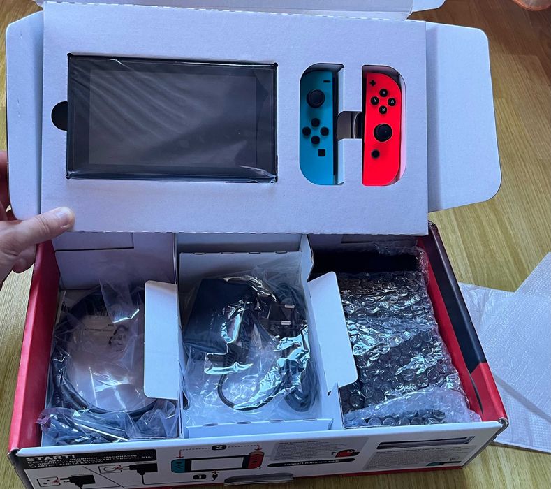 Consola portabila jocuri Nintendo Switch