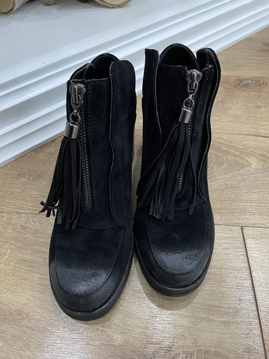 Продаю ботинки