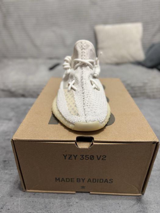 Adidas yeezy bone v2