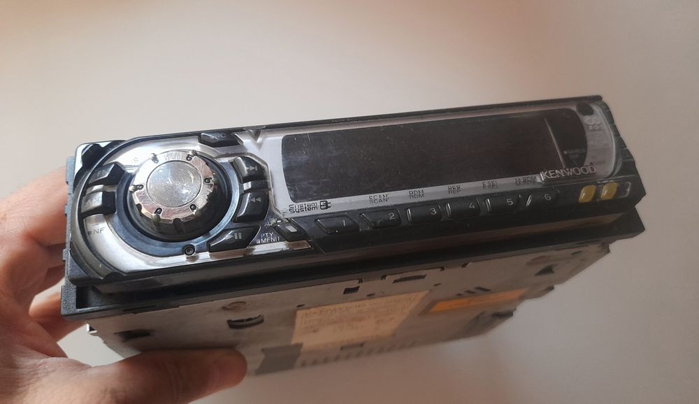 Автомагнитола KENWOOD