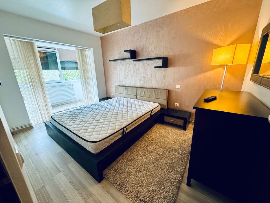 Proprietar închiriez apartament 3 camere Modern Nicolina Lidl