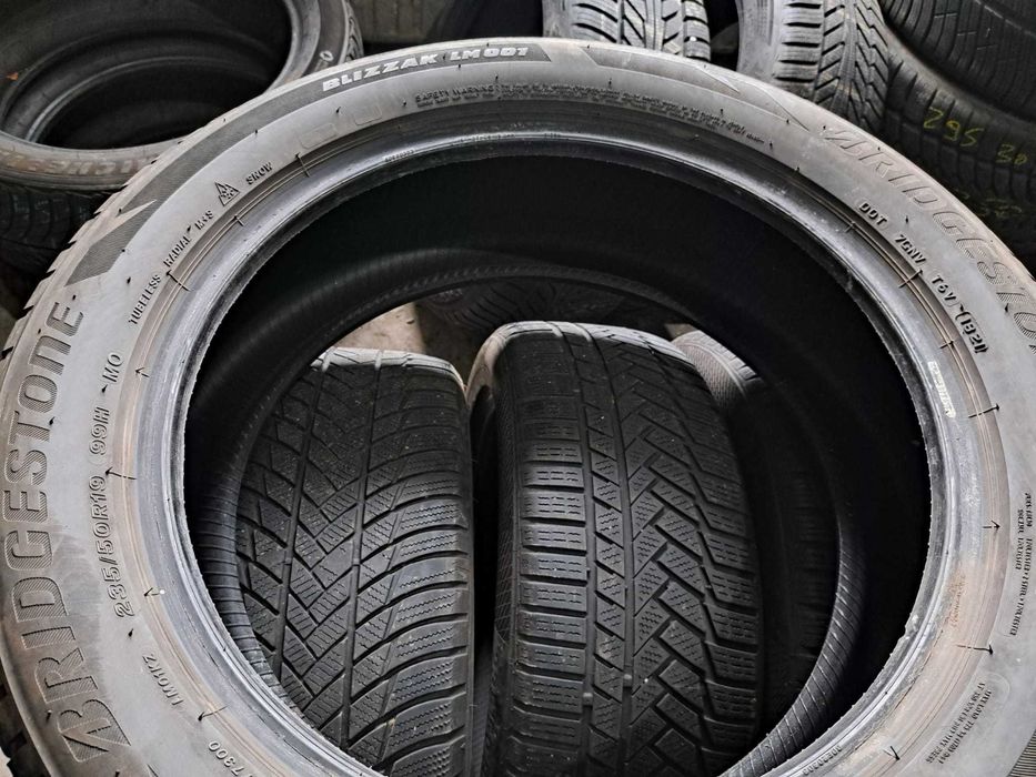 4 anvelope 235/50 R19 Bridgestone + Continental