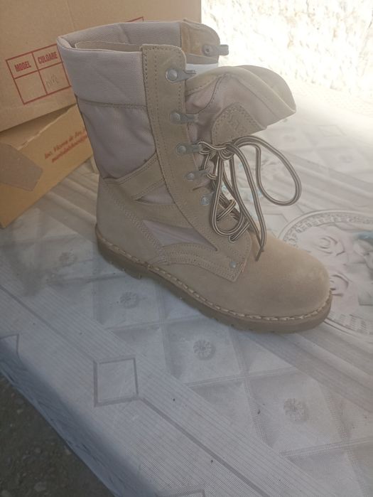Vând bocanci militari vara _ iarna