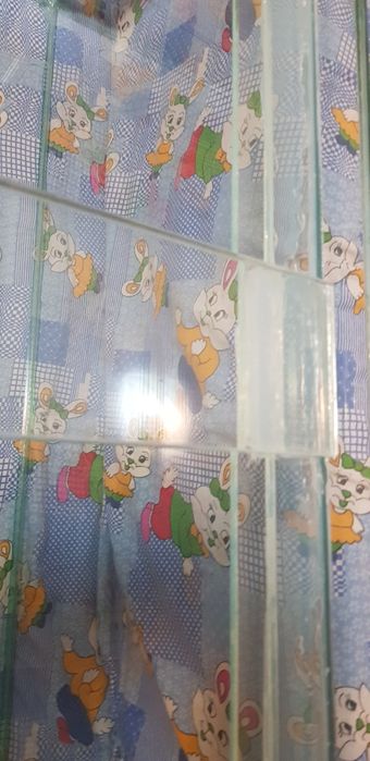 Acvariu cu masa metalica