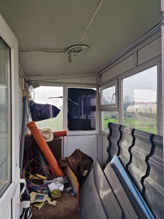 De vânzare baraca de termopan