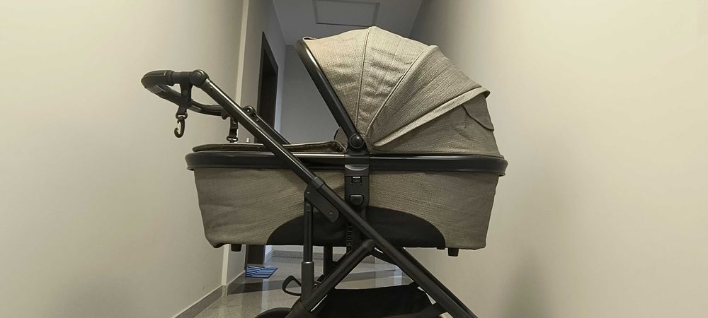 Детска количка Moon Nuova