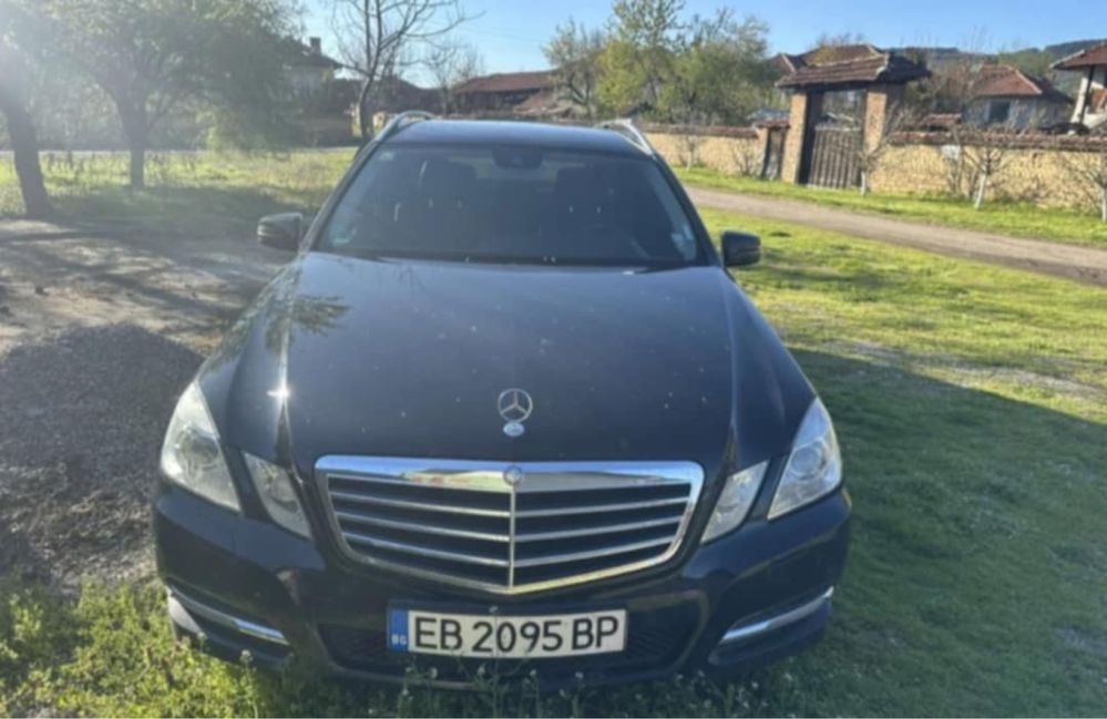 Mercedes-Benz E250 W212