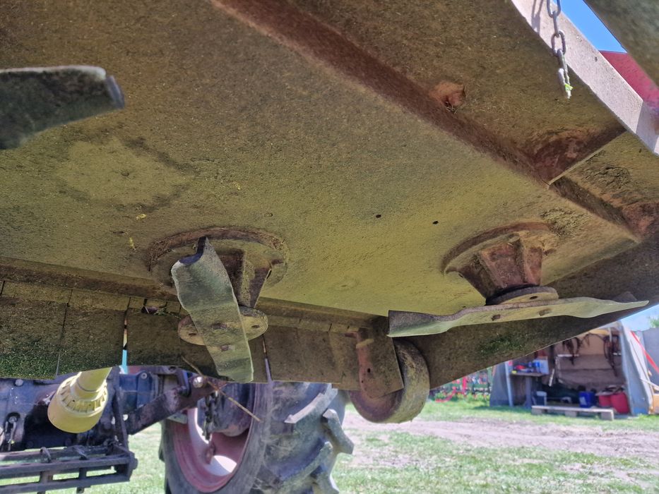 Tocatoare resturi vegetale