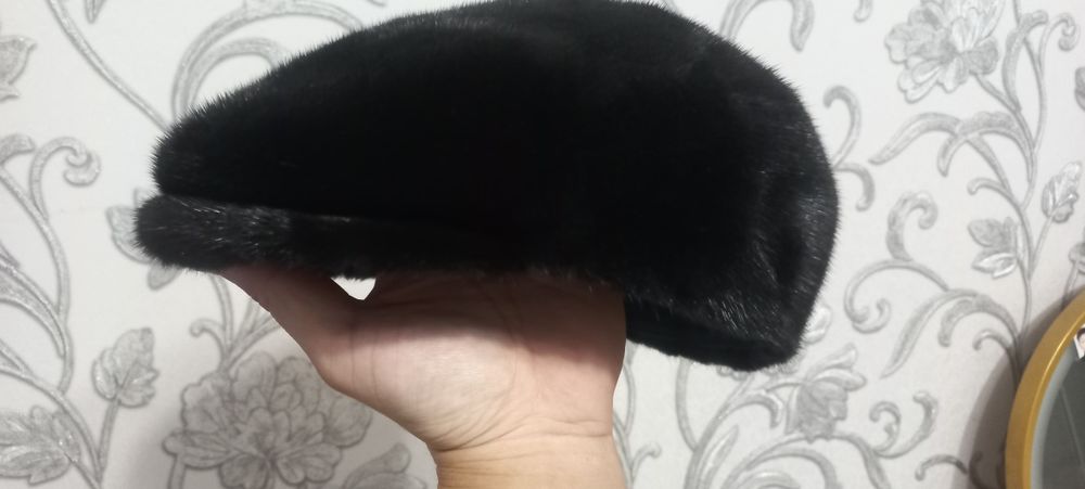 Продам норковую кепку