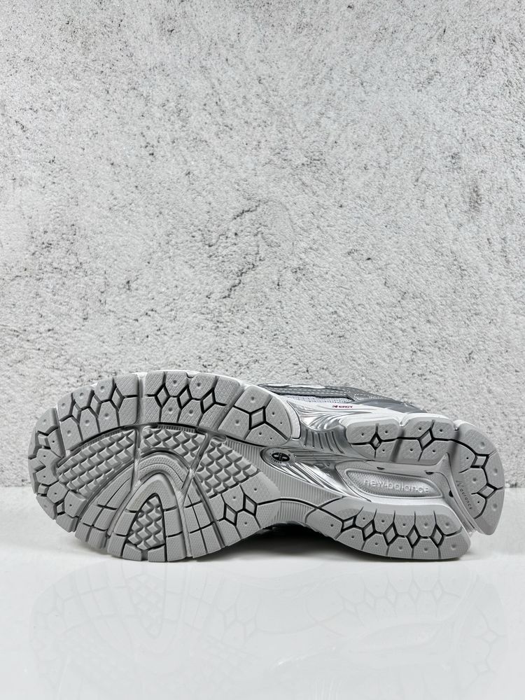 New Balance 1906D Protection Pack Silver Metallic