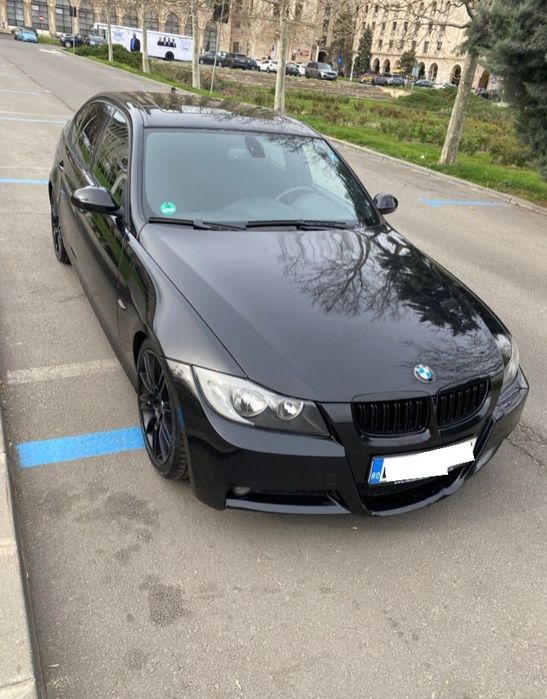 BMW  / E90 /  Pachet M  / Navi  /  Trapa
