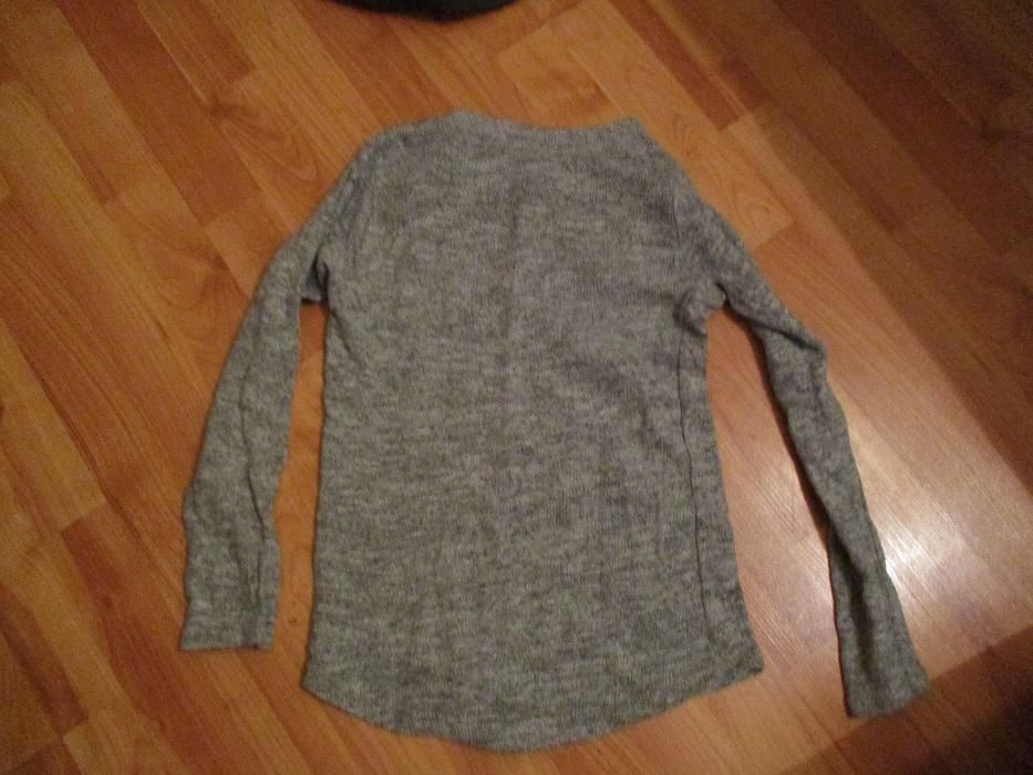 Детски блузи /суичари ЛОТ+ подарък блуза