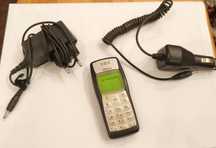 Nokia 1100 ретро телефон и пейджер