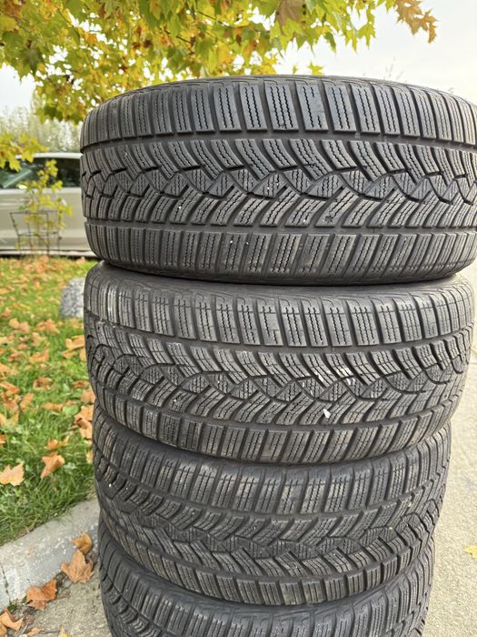 Anvelope iarna GoodYear 225 45 18 DOT 2023