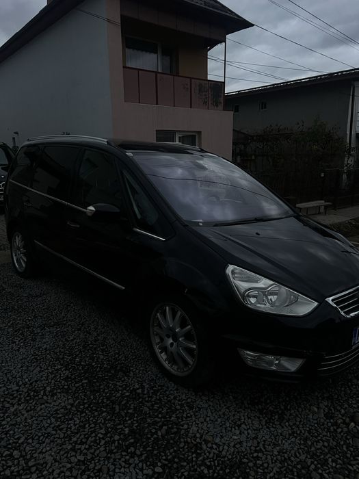 Ford Galaxy Titanium •2015 • 7 locuri — Eleganta si confort premium