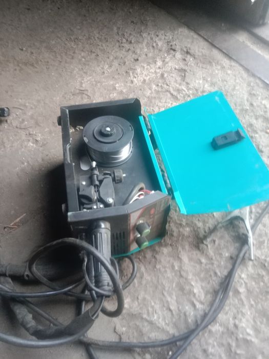 Продам сварочный полу автомат